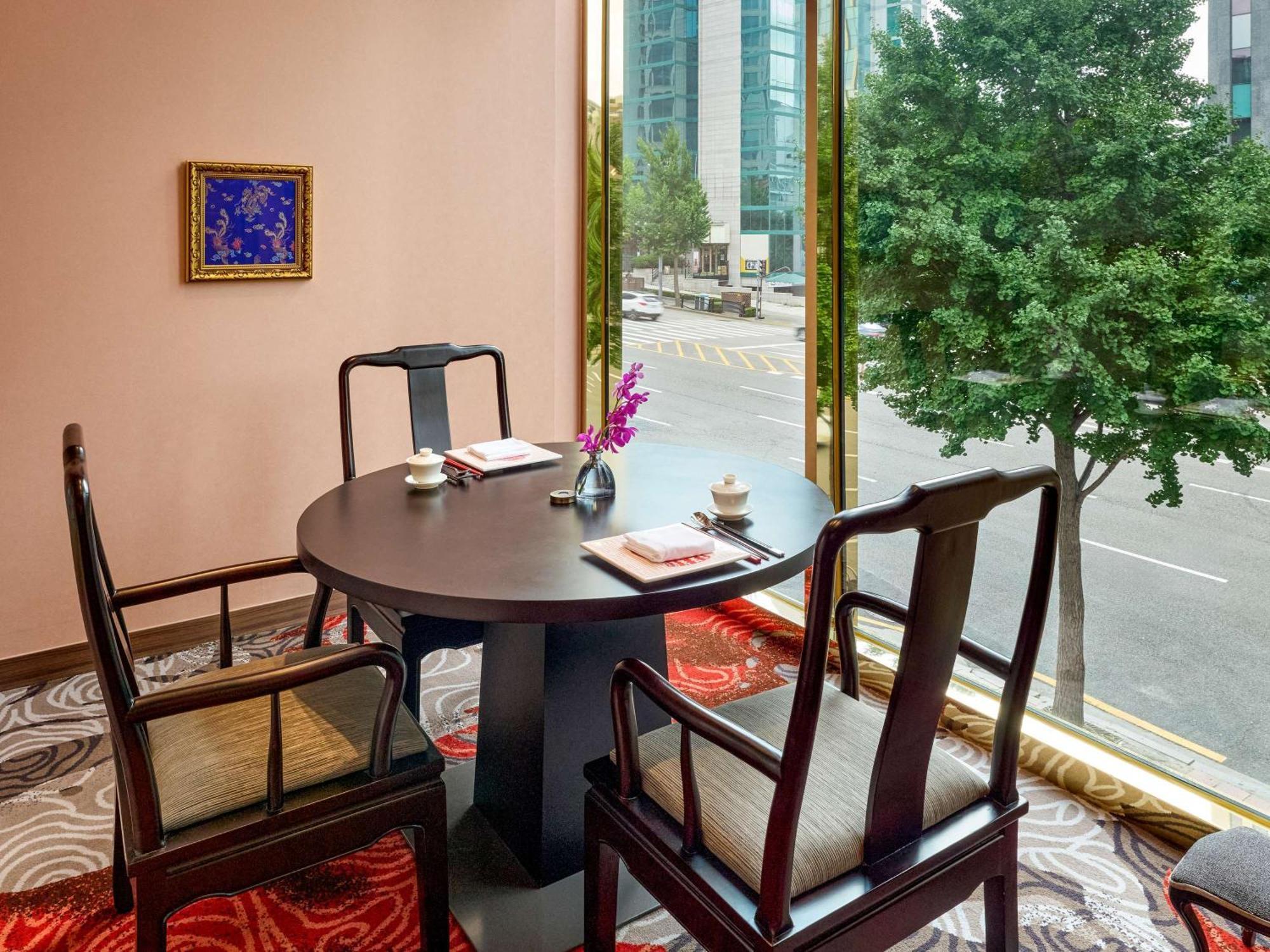 Hotel Grand Mercure Imperial Palace Gangnam